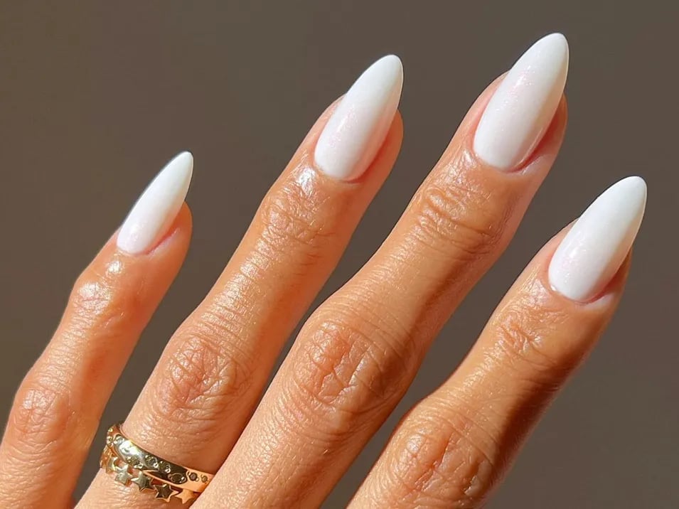 Subtle Shimmer Long Stiletto Nails Subtle Shimmer Long Stiletto Nails — Simple Milky White Nails