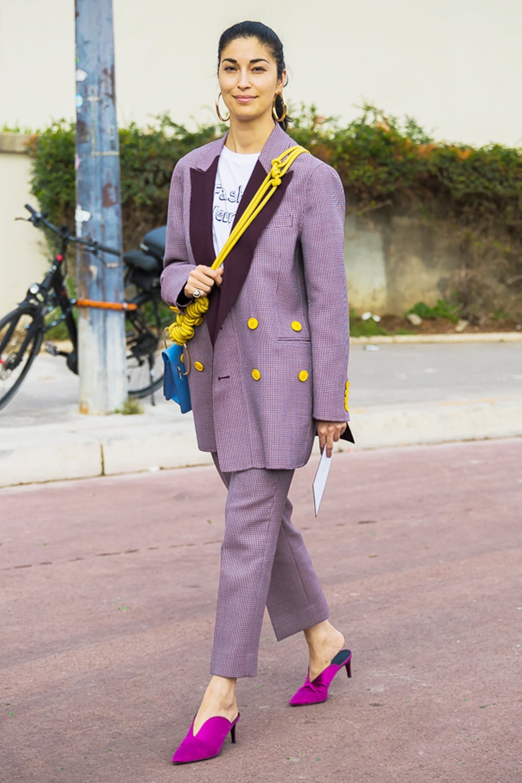 Checked Suit With Pink Mules and Wool Blend Checked Suit With Pink Mules and Wool Blend — Simple Mules Outfits