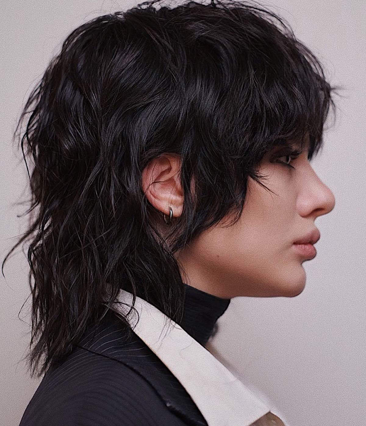 Wet Look Black Collarbone Mullet — Simple Mullet Hairstyles