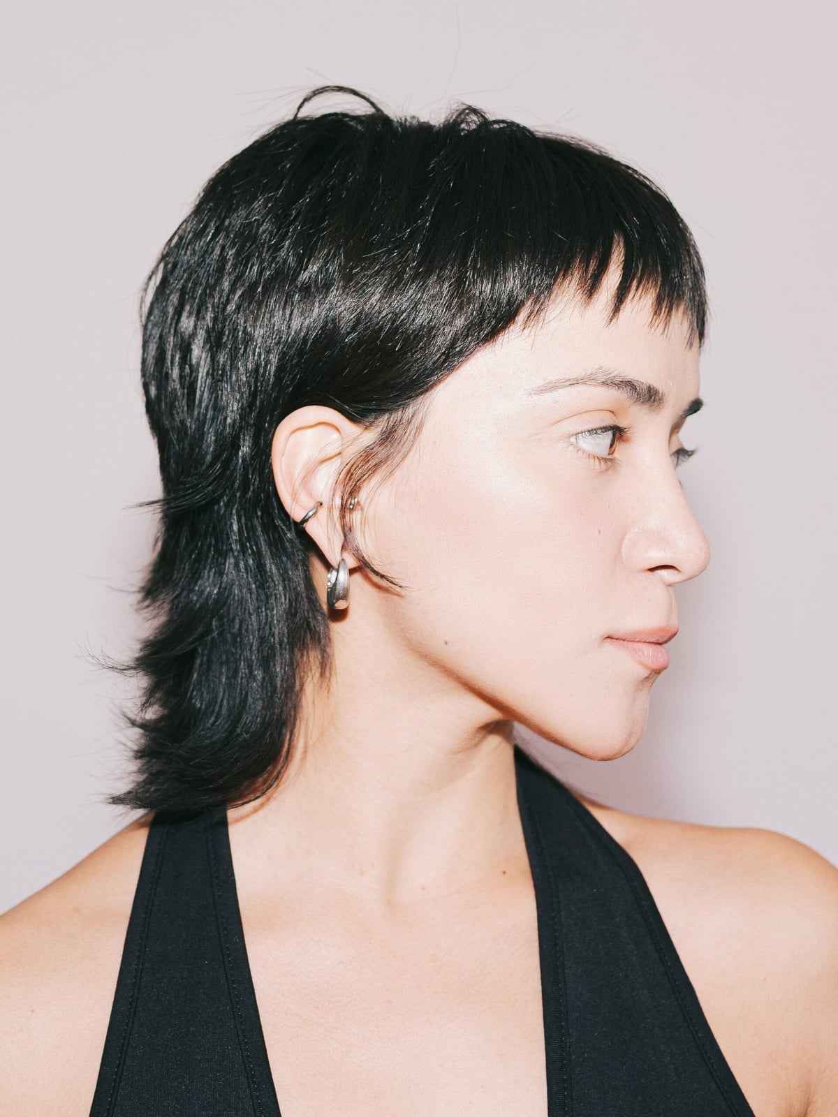 Collarbone Black Mullet With Blunt Fringe — Simple Mullet Hairstyles