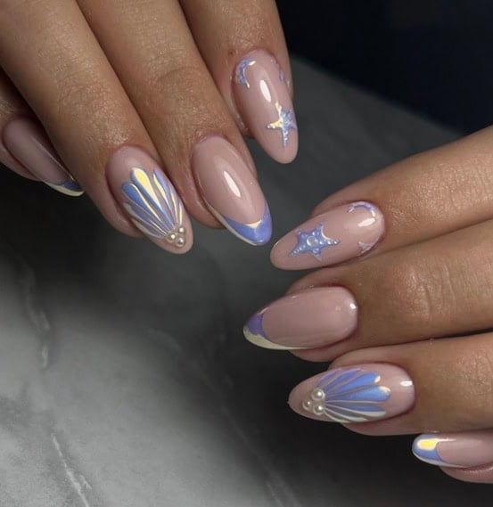 Short Almond French Tip Nails — Simple Nails Almond Inspo