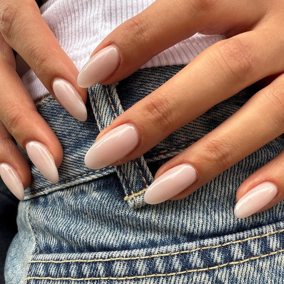 Flawless Sheer Pale Pink Medium Almond Nails Flawless Sheer Pale Pink Medium Almond Nails — Simple Neutral Nails Colors