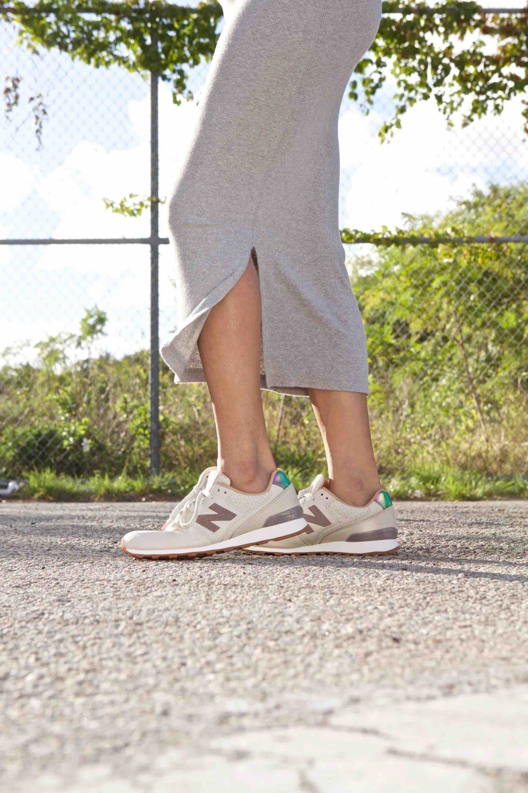 Crewneck Sweater with Straight-Leg Jeans Crewneck Sweater with Straight-Leg Jeans — Simple New Balance Outfits