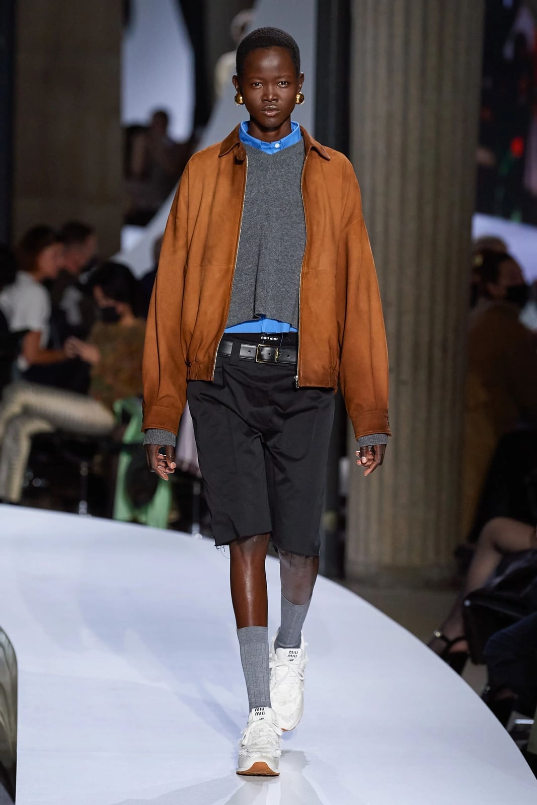 Bomber Jacket with Knit Sweater and Shorts Bomber Jacket with Knit Sweater and Shorts — Simple New Balance Outfits
