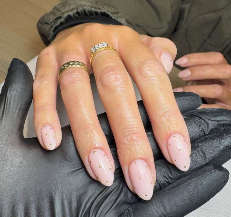 Medium Oval Pale Pink Nude With Gold Dots — Simple Nude Nails