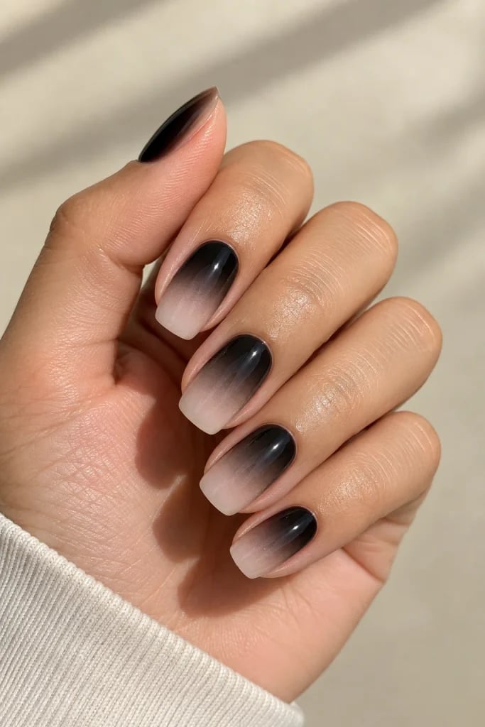 Black to Nude Short Square Gradient Nails — Simple Ombre Nails