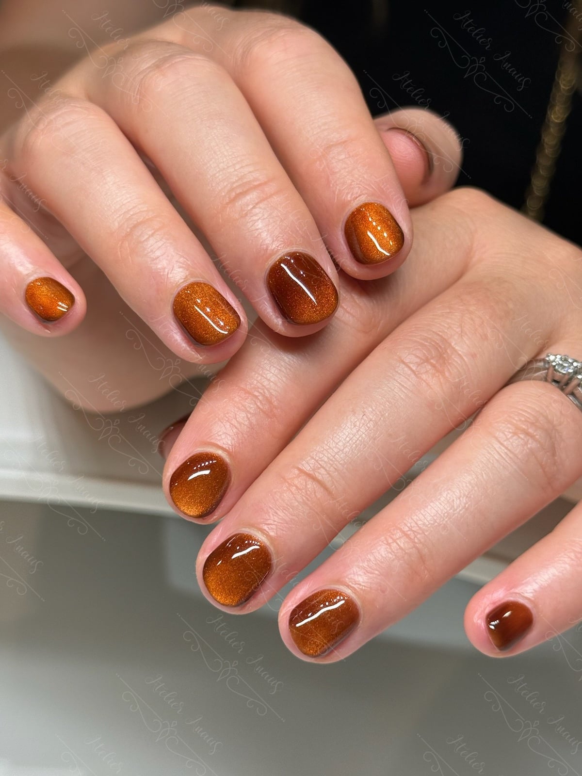 Warm Brown Gold Cat Eye Short Rounded Square Warm Brown Gold Cat Eye Short Rounded Square — Simple Orange Cat Eye Nails
