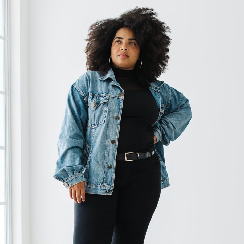 Oversized Denim Jacket Over Black Turtleneck Oversized Denim Jacket Over Black Turtleneck — Simple Outfits for Curvy