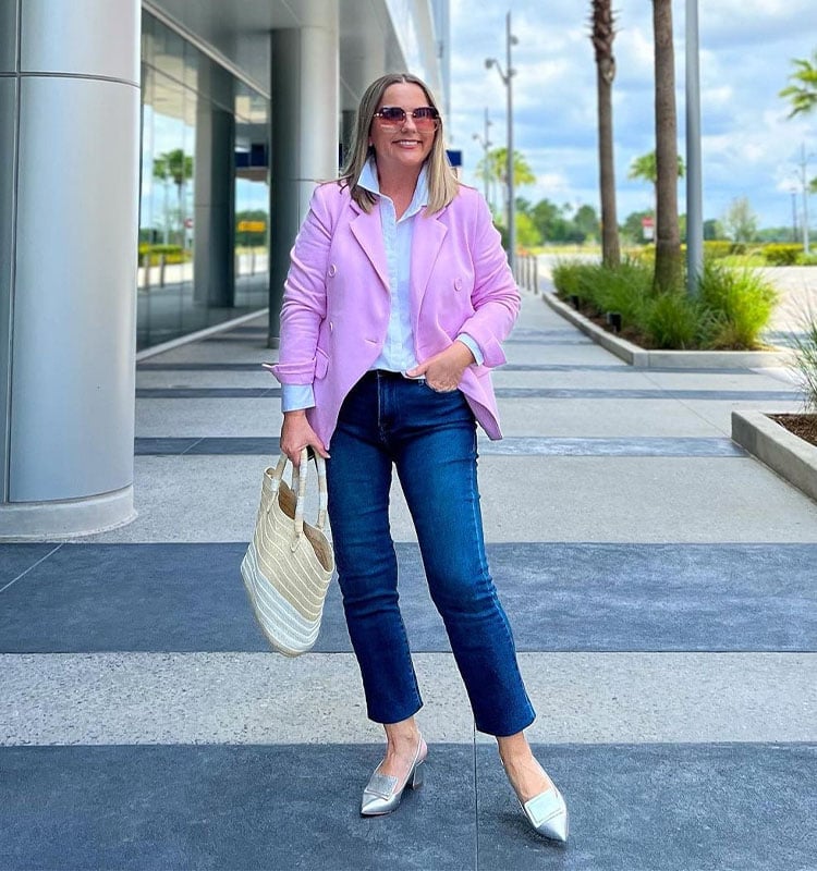 Pastel Pink Oversized Blazer With Jeans Pastel Pink Oversized Blazer With Jeans — Simple Oversized Blazer Outfits