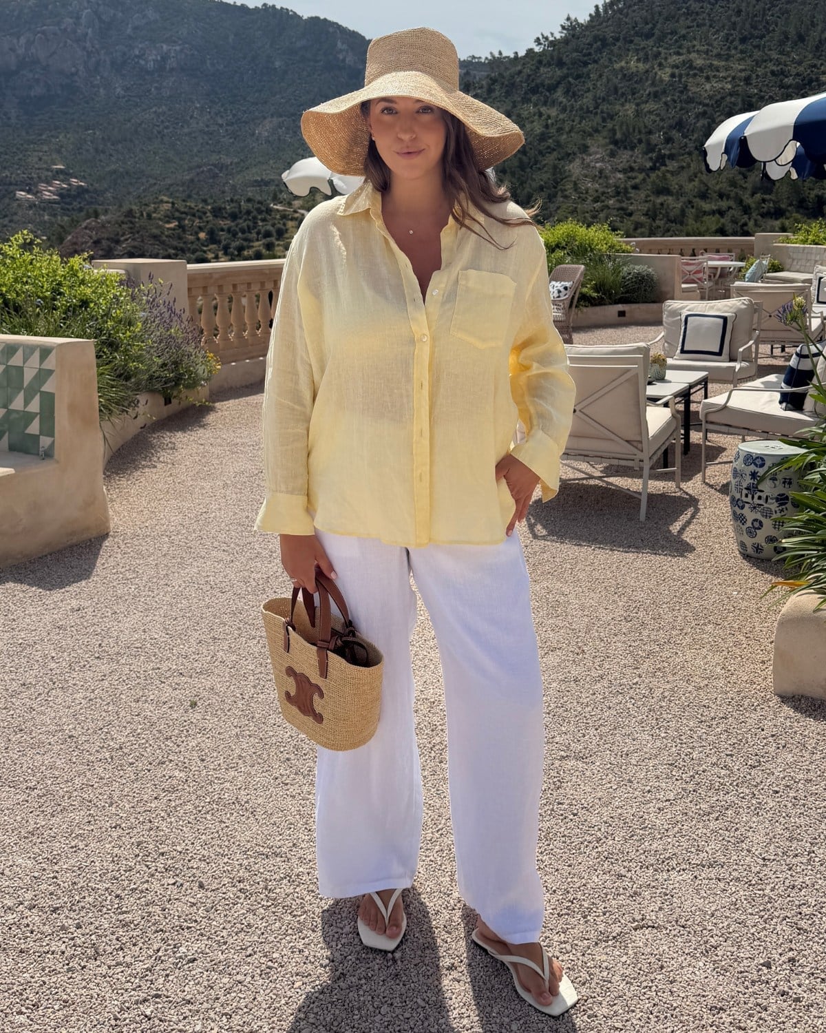 White Palazzo Pants with Yellow Shirt and Straw Hat White Palazzo Pants with Yellow Shirt and Straw Hat — Simple Palazzo Pants Outfits