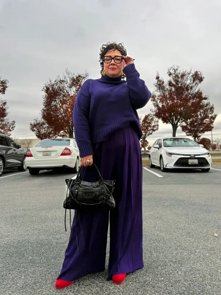 Purple Palazzo Pants with Navy Turtleneck and Red Heels Purple Palazzo Pants with Navy Turtleneck and Red Heels — Simple Palazzo Pants Outfits