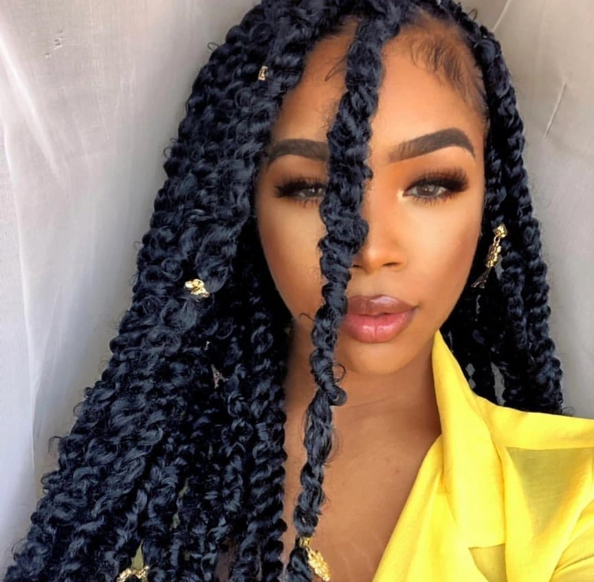 Mid-Back Black Passion Twists With Blonde Highlights — Simple Passion Twists Hairstyles