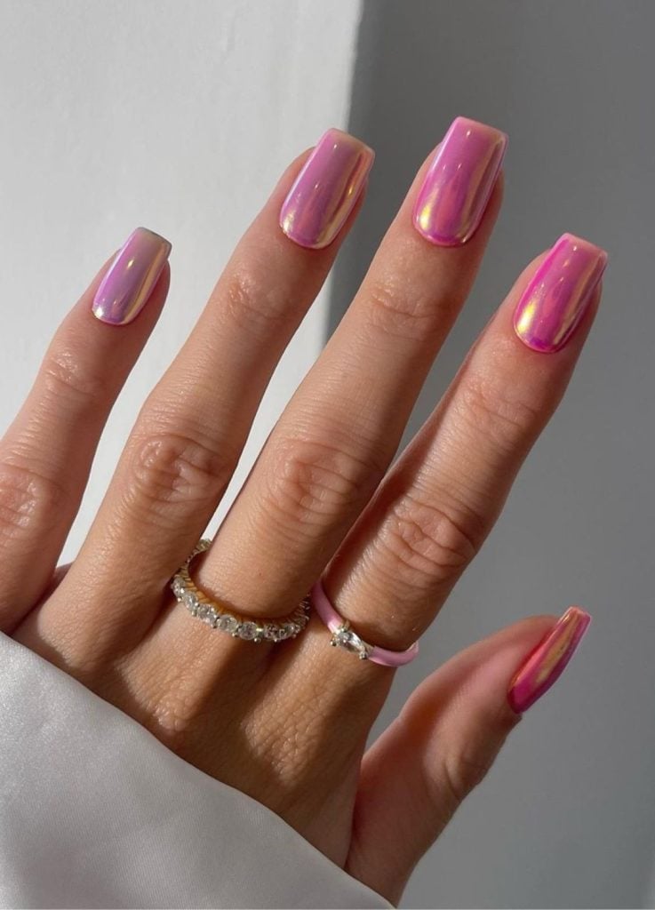 Medium Square Pink Chrome With Color Shift Medium Square Pink Chrome With Color Shift — Simple Pink Chrome Nails