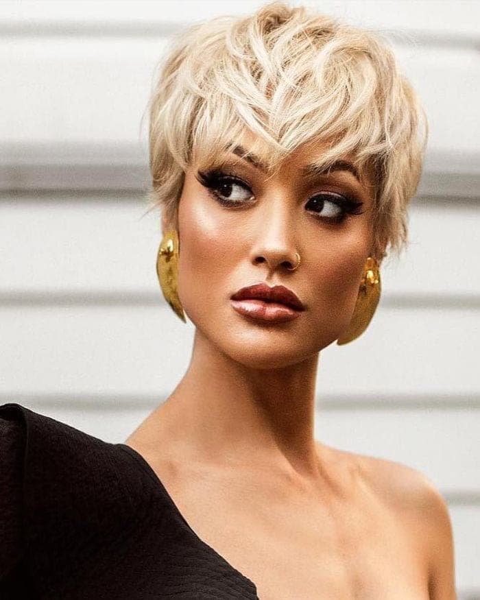 Voluminous Ash Blonde Pixie Bob — Simple Pixie Bob Haircut