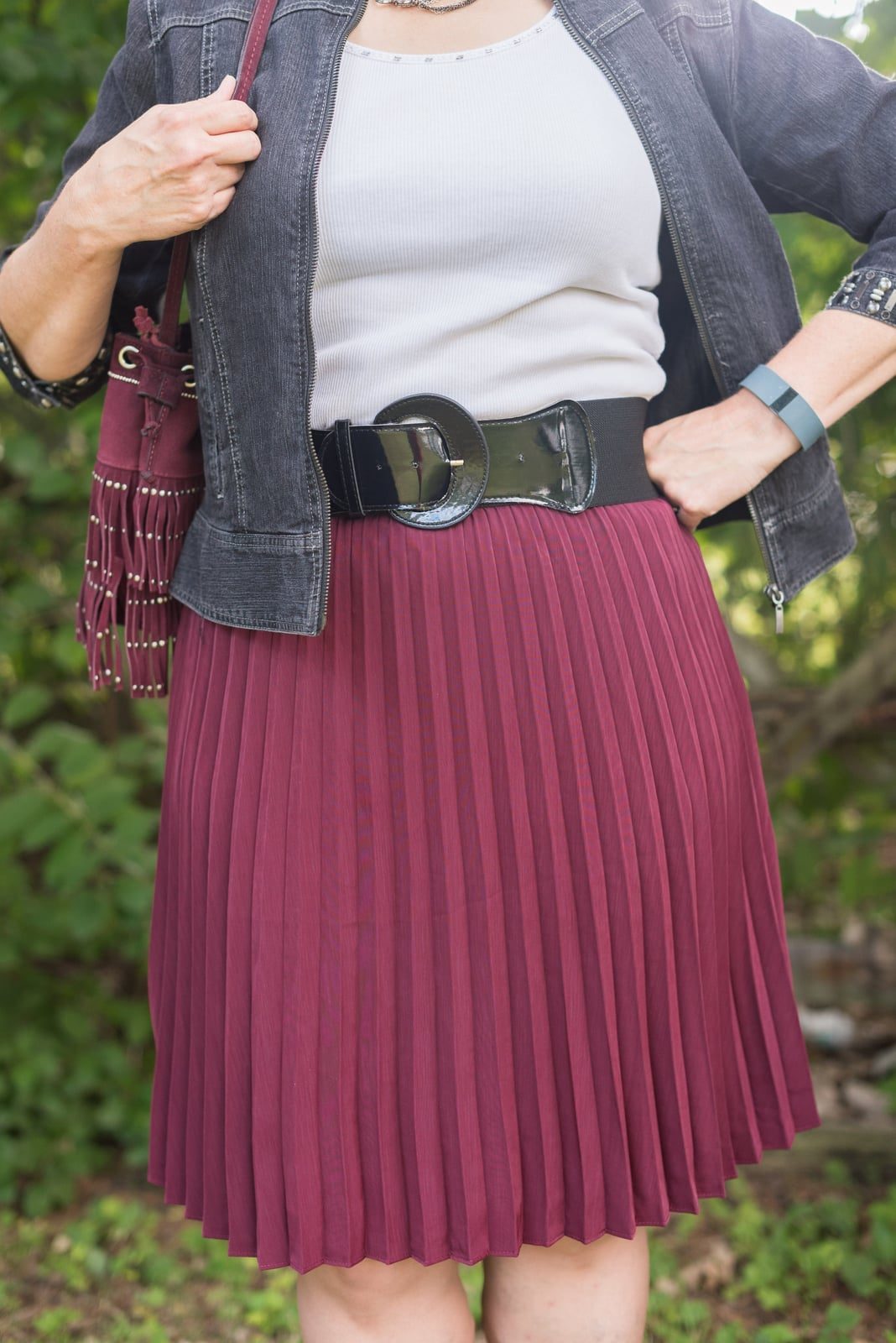 Burgundy Pleated Midi Skirt with a Denim Jacket — Simple Pleated Skirt Outfits