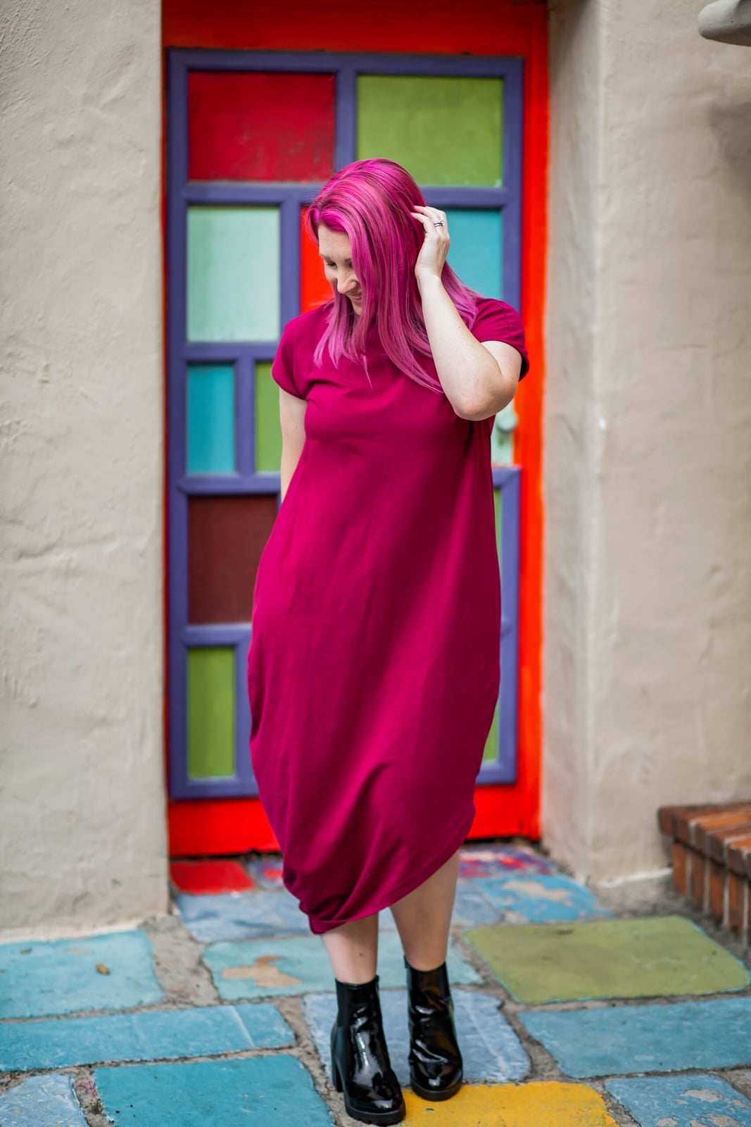 Oversized Cocoon Dress In Plum With Ankle Boots Oversized Cocoon Dress In Plum With Ankle Boots — Simple Plum Dress