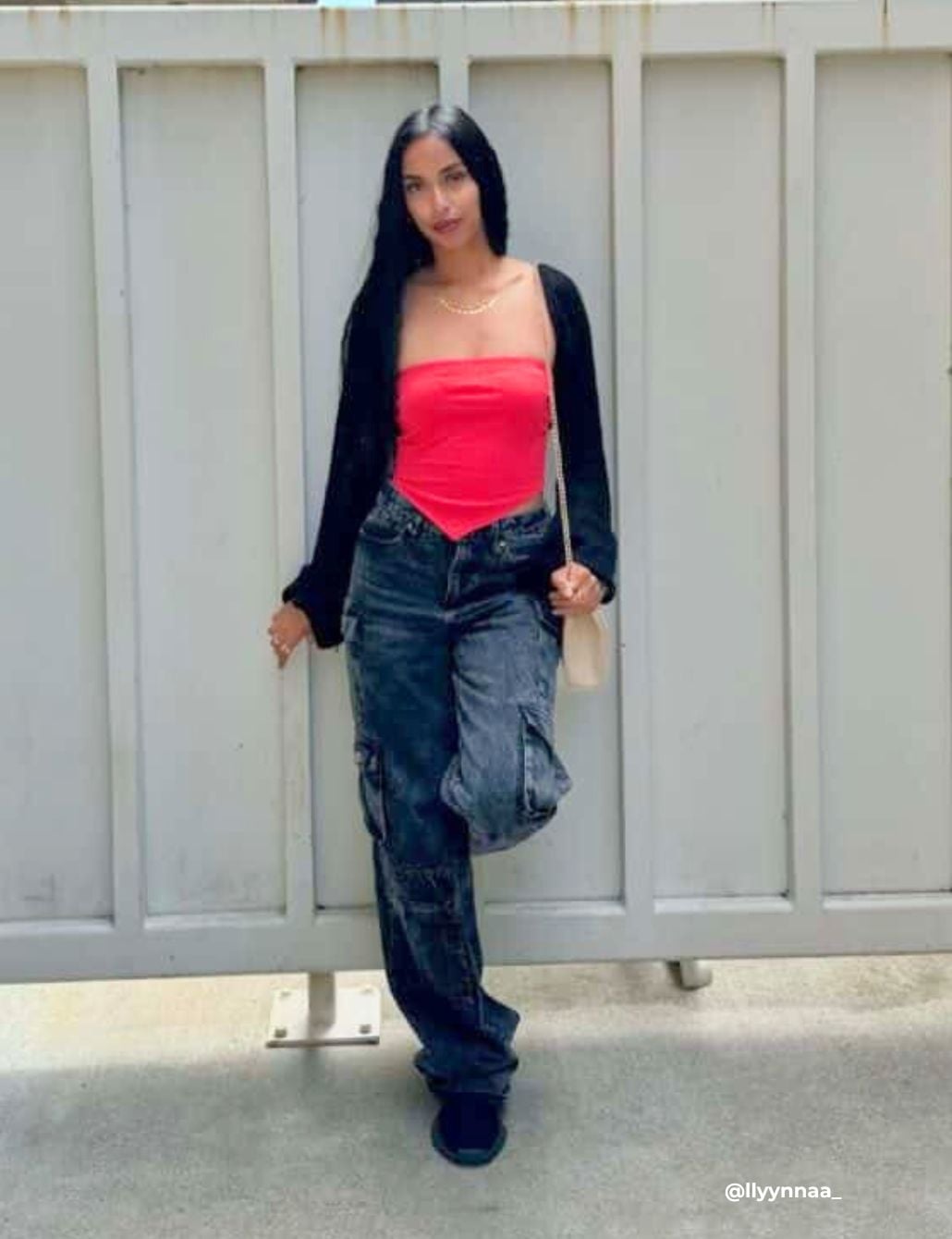 Coral Tube Top With Black Shrug And Cargo Jeans — Simple Rap Concert Outfits