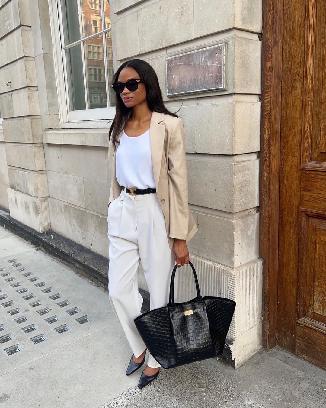 Beige Linen Blend Blazer with Wide Leg Trousers Beige Linen Blend Blazer with Wide Leg Trousers — Simple Semi Formal Outfits