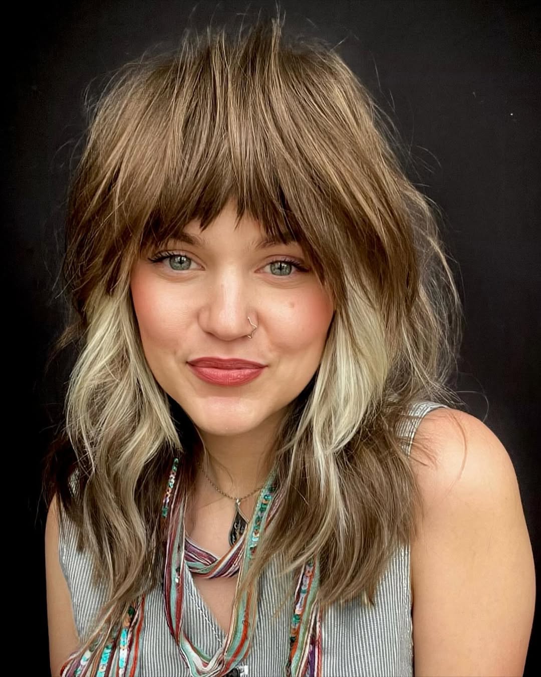 Shoulder Shag With Contrast Highlights Shoulder Shag With Contrast Highlights — Simple Shag Haircut