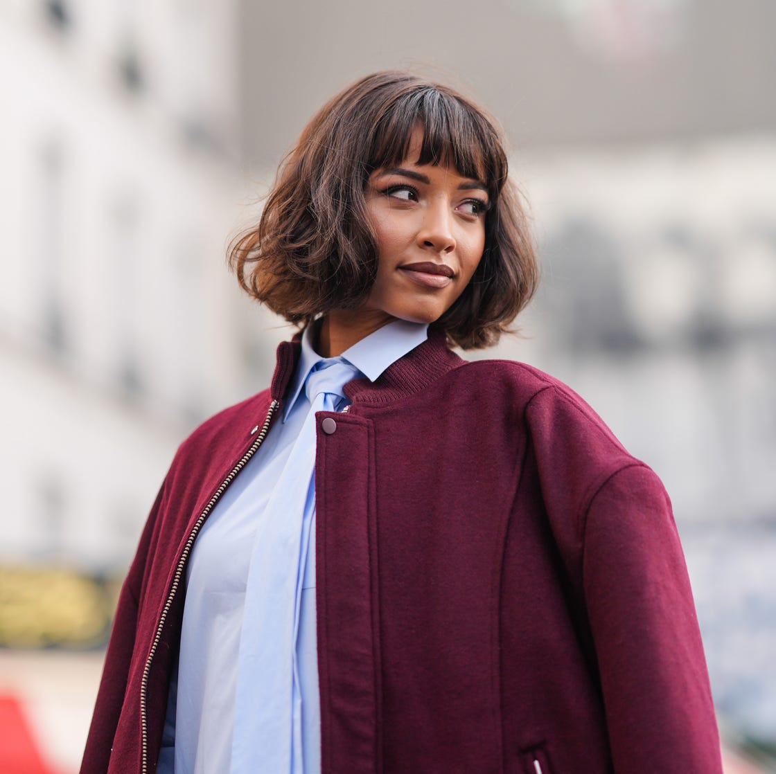Collarbone Shaggy Bob With Curtain Bangs Collarbone Shaggy Bob With Curtain Bangs — Simple Shaggy Bob