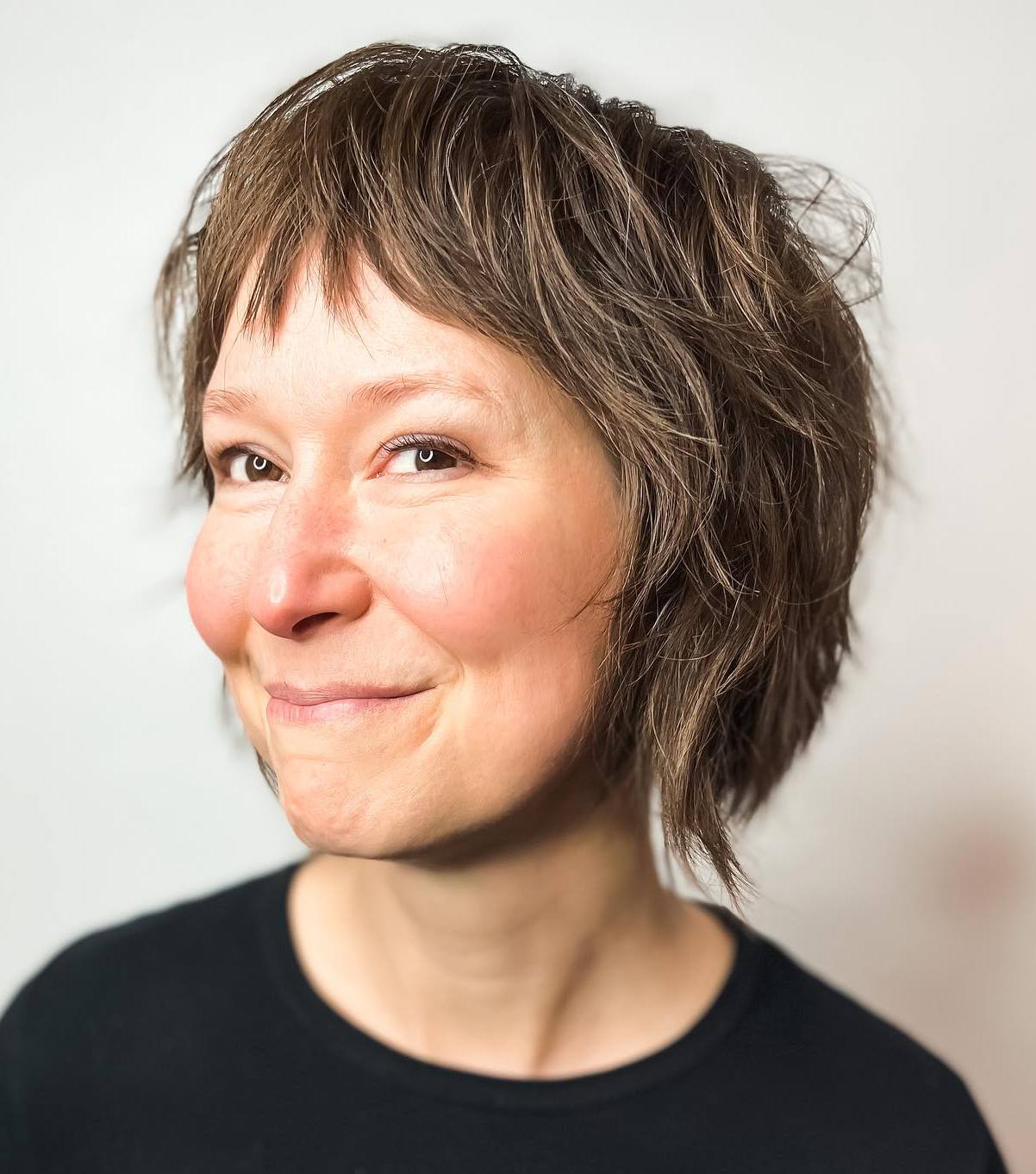 Vibrant Pink Chin Shaggy Bob With Textured Bangs — Simple Shaggy Bob Haircut