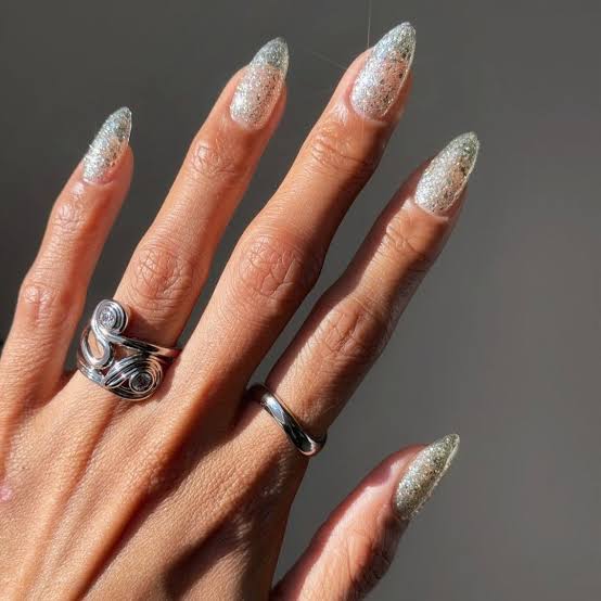 Fine Silver Glitter Overlay Long Stiletto Nails Fine Silver Glitter Overlay Long Stiletto Nails — Simple Shimmer Nails