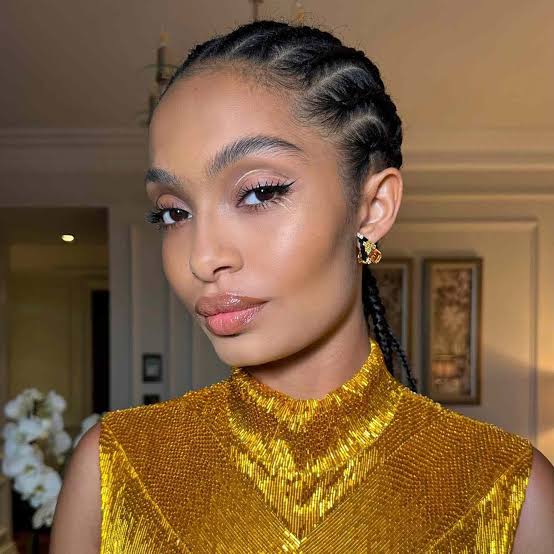 Black Chin Length Bob With Side-Swept Braids — Simple Short Braids