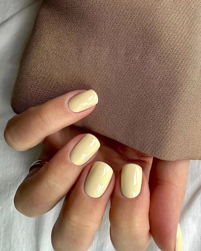 Pale Pastel Yellow Glossy Short Square Nails Pale Pastel Yellow Glossy Short Square Nails — Simple Short Classy Nails