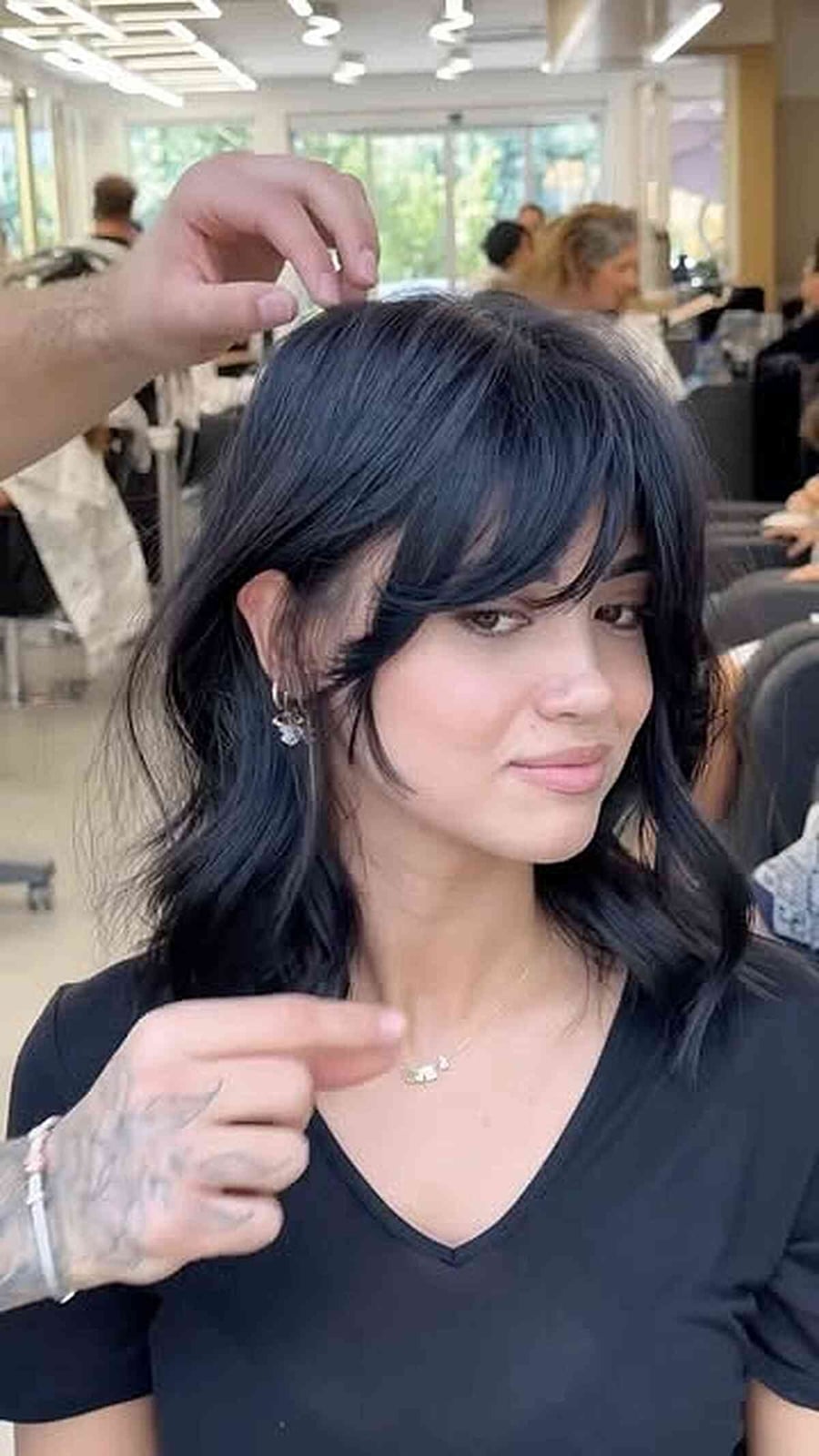Shoulder Length Wavy Dark Brown — Simple Shoulder Length Haircuts