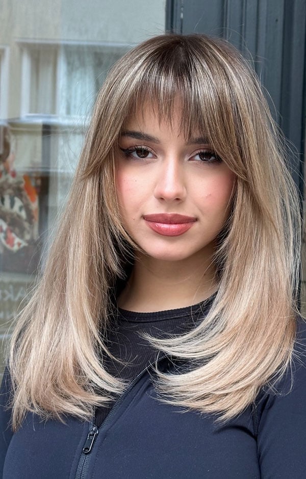 Collarbone Layers With Curtain Bangs — Simple Shoulder Length Haircuts