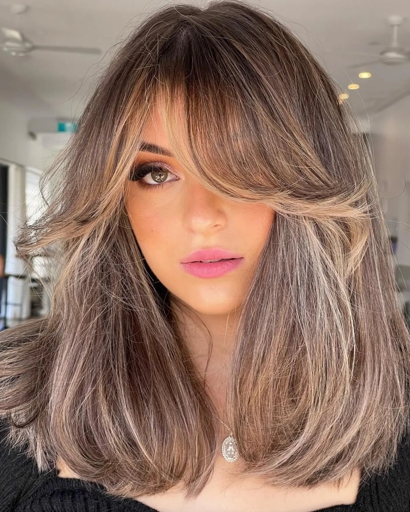 Dark Blonde Shoulder Waves With Swept Bangs — Simple Side Swept Bangs