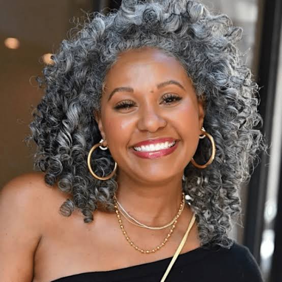 Shoulder Length Curls With Silver And Grey Tones — Simple Silver Highlights