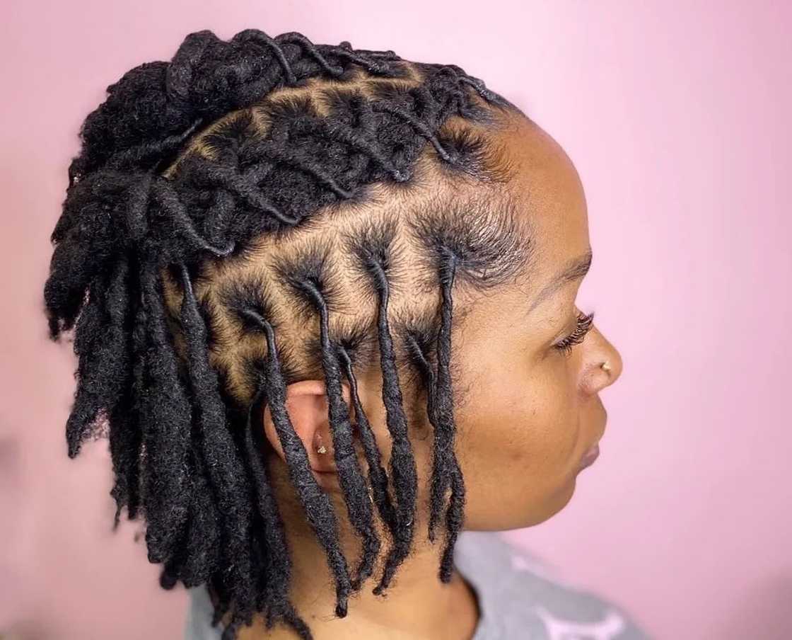 Short Black Coily Locs With Undercut Short Black Coily Locs With Undercut — Simple Starter Locs