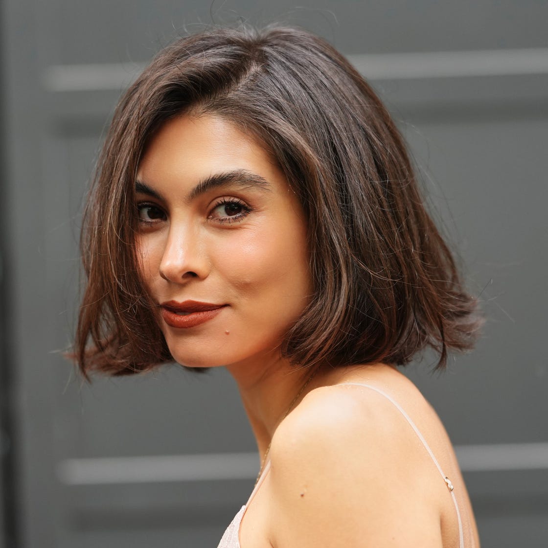 Collarbone Bob With Soft Layered Ends Collarbone Bob With Soft Layered Ends — Simple Straight Hair Haircuts