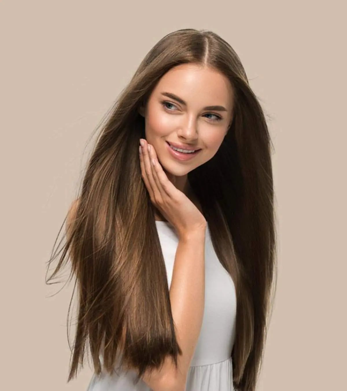 Side View Mid-Back Glossy Straight Hair Side View Mid-Back Glossy Straight Hair — Simple Straight Hair Haircuts