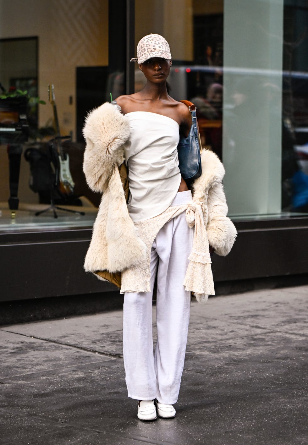 Faux Fur Coat Over Linen Pants Faux Fur Coat Over Linen Pants — Simple Streetwear Style