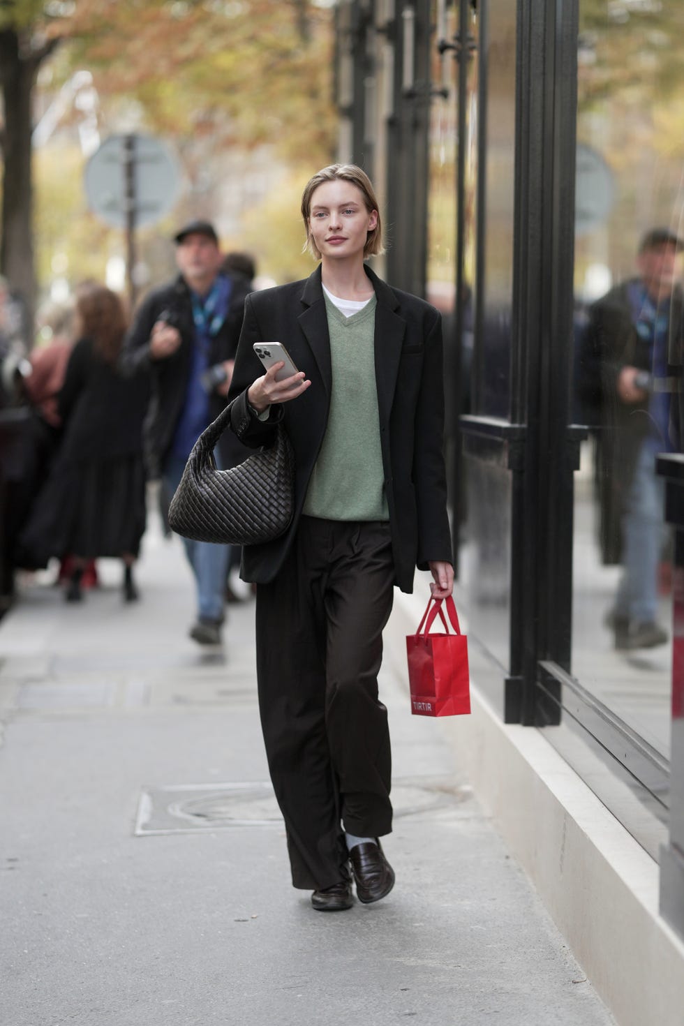 Oversized Black Blazer With Green Sweater Oversized Black Blazer With Green Sweater — Simple Streetwear Style