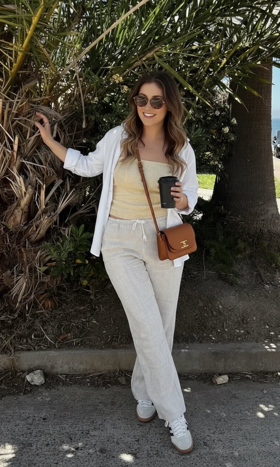 Light Beige Straight-Leg Linen Trousers with an Open Linen Shirt Light Beige Straight-Leg Linen Trousers with an Open Linen Shirt — Simple Tan Pants Outfits