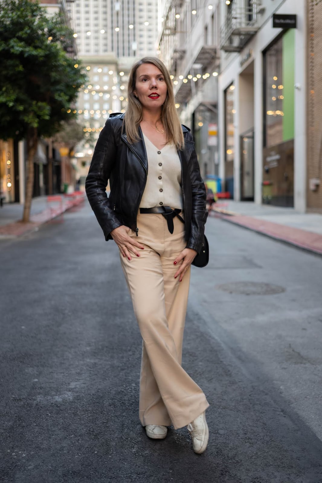 Tan Wide-Leg Trousers with a Leather Jacket and Cream Cardigan Tan Wide-Leg Trousers with a Leather Jacket and Cream Cardigan — Simple Tan Pants Outfits