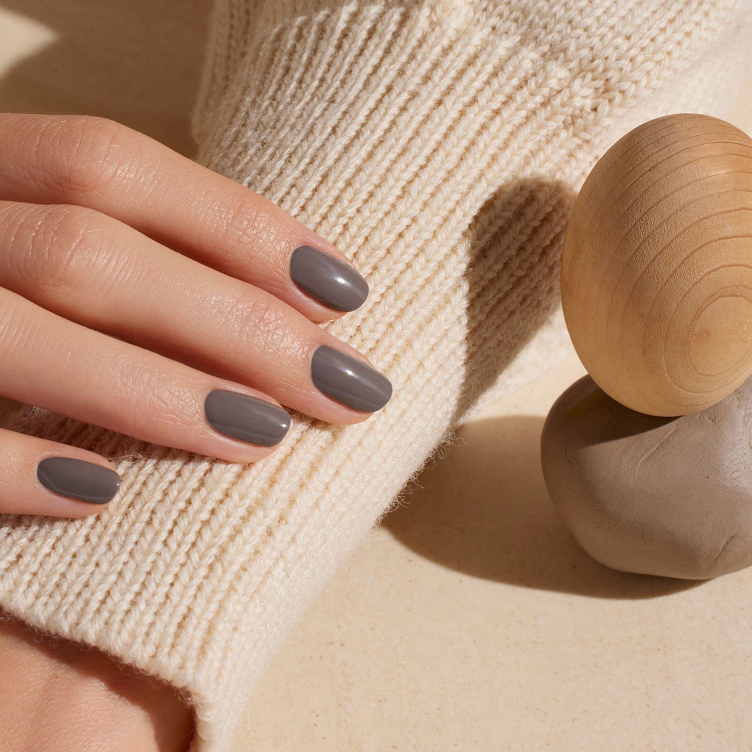 Matte Grey Taupe Short Oval Nails Matte Grey Taupe Short Oval Nails — Simple Taupe Nails