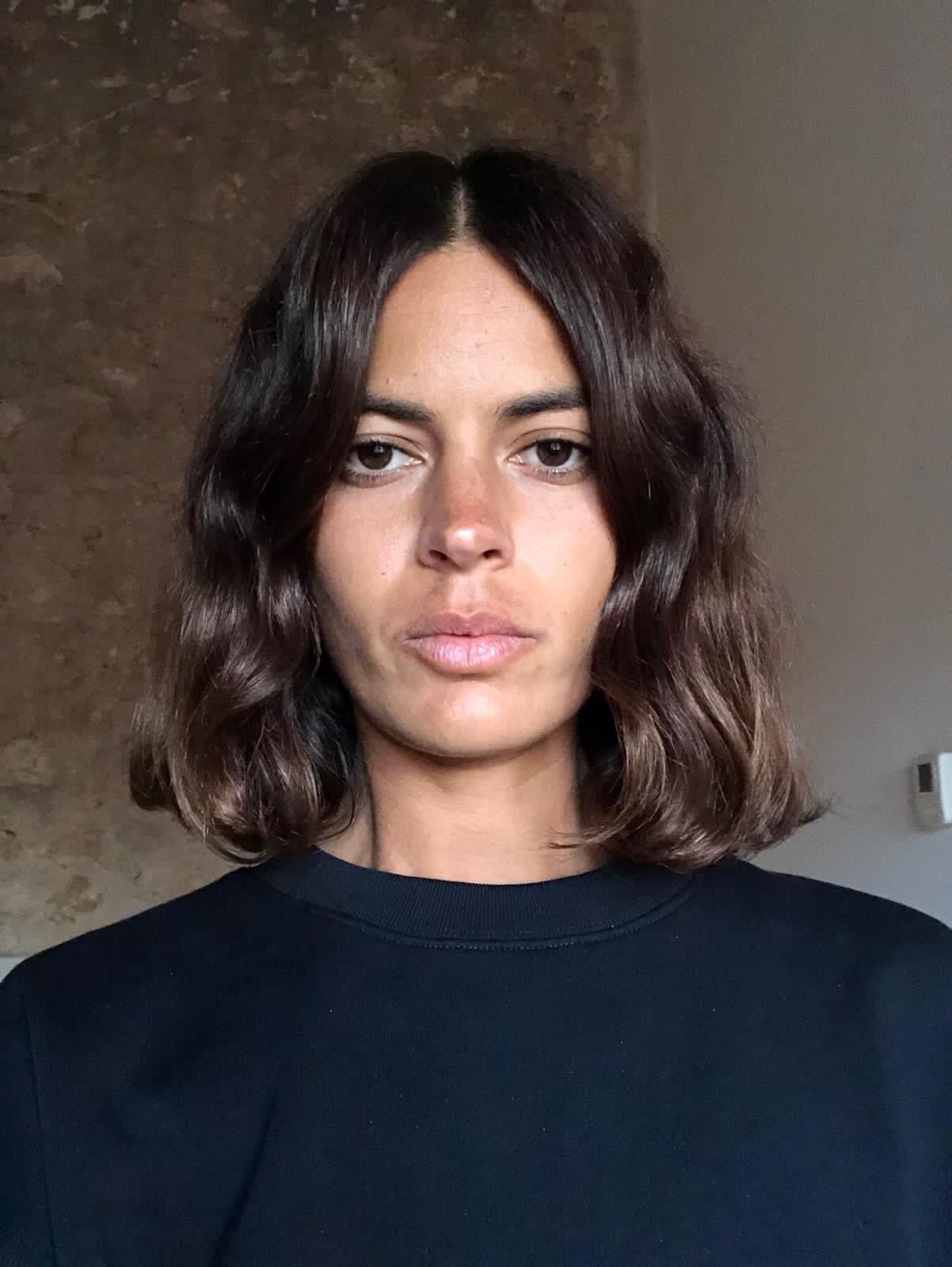 Collarbone Bob With Loose Waves Collarbone Bob With Loose Waves — Simple Textured Bob