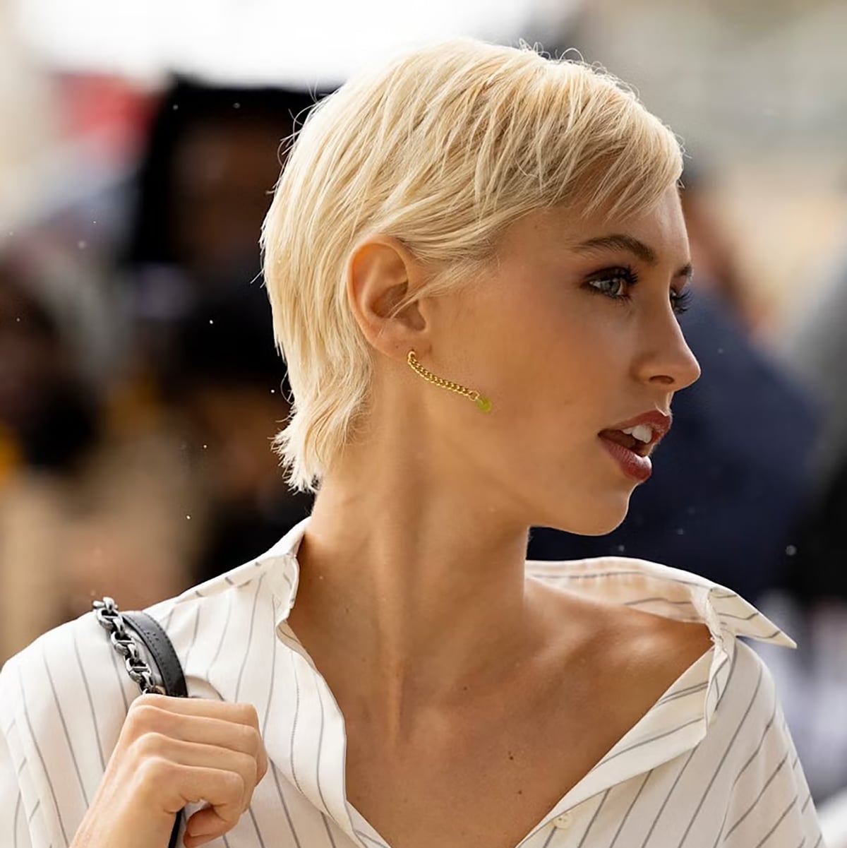Short Platinum Blonde Pixie With Side Fringe — Simple Thinning Hairstyles