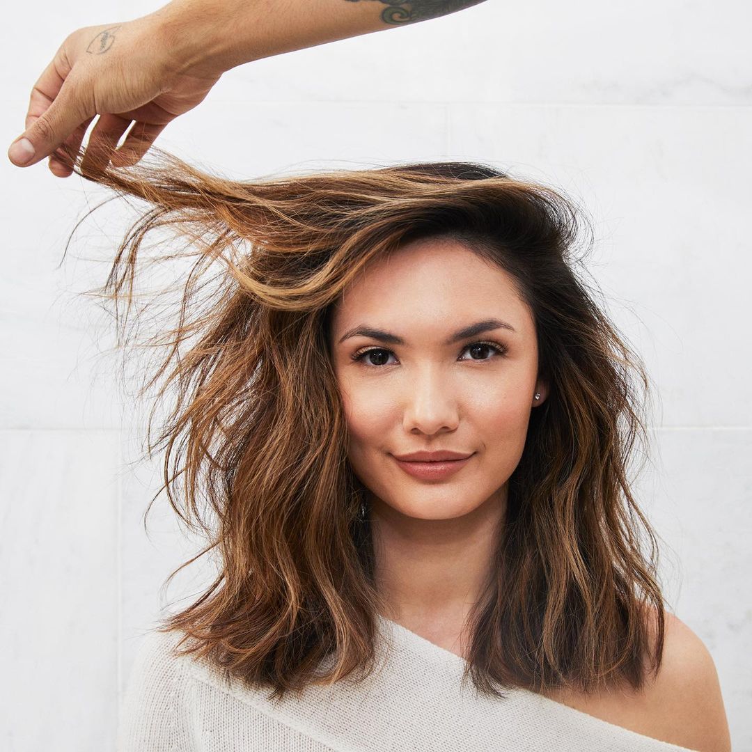 Mid-Back Brown Hair With Voluminous Waves and Wavy Fine — Simple Thinning Hairstyles