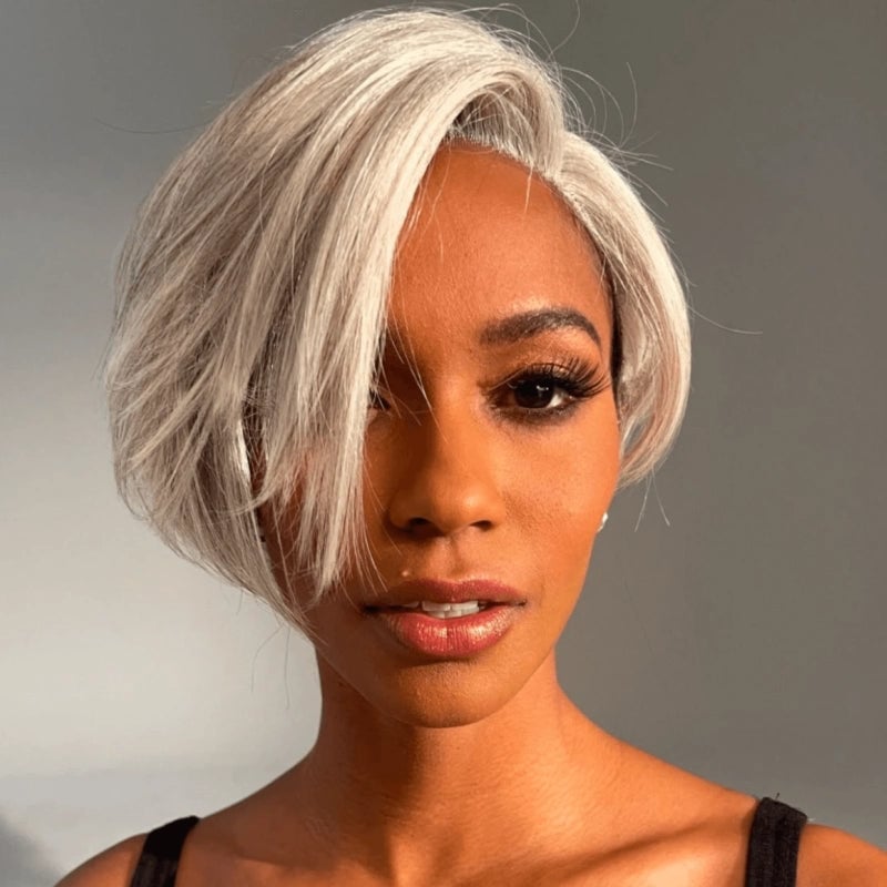 Asymmetrical Ash Blonde Bob With Side Fringe — Simple Thinning Hairstyles