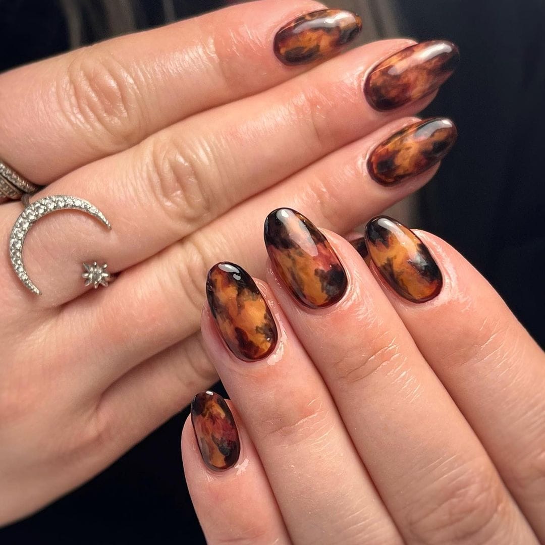 Medium Oval Classic Tortoise Pattern, Glossy — Simple Tortoise Nails