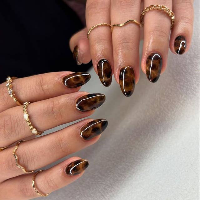 Medium Oval Full Tortoise Pattern, овальные — Simple Tortoise Nails