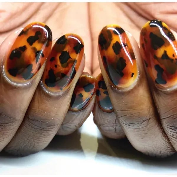 Medium Oval Tortoise French Style — Simple Tortoise Nails