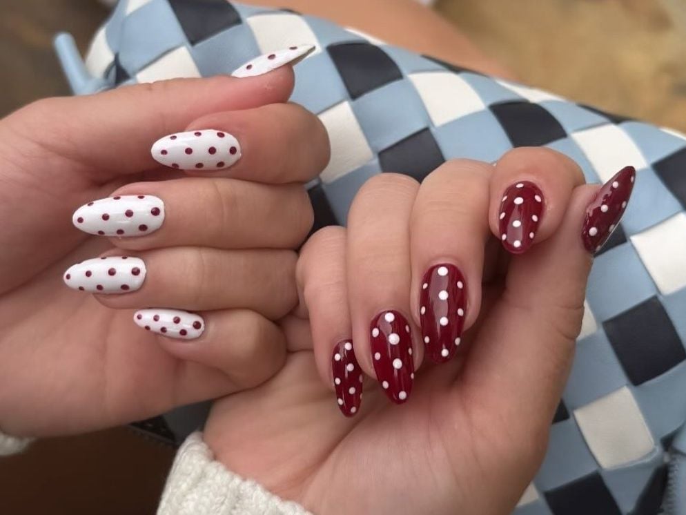 Contrasting Polka Dot Medium Almond Nails Contrasting Polka Dot Medium Almond Nails — Simple Vintage Nails