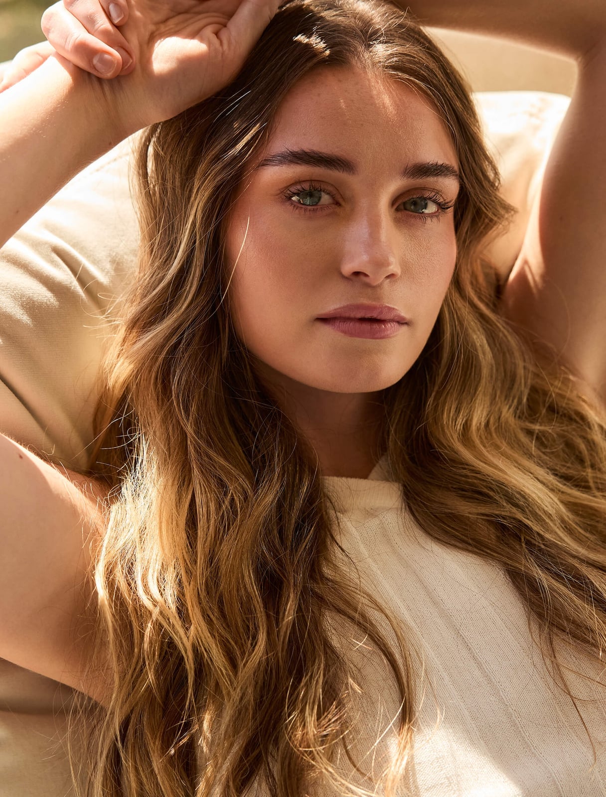 Mid-Back Waves With Blonde Balayage Mid-Back Waves With Blonde Balayage — Simple Voluminous Hair