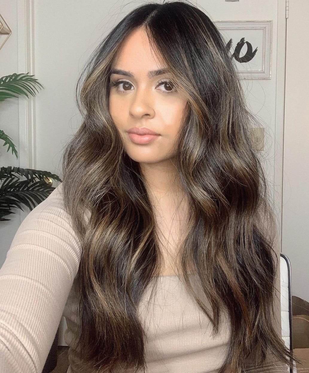 Collarbone Textured Brown Blonde Waves Collarbone Textured Brown Blonde Waves — Simple Waves Hair
